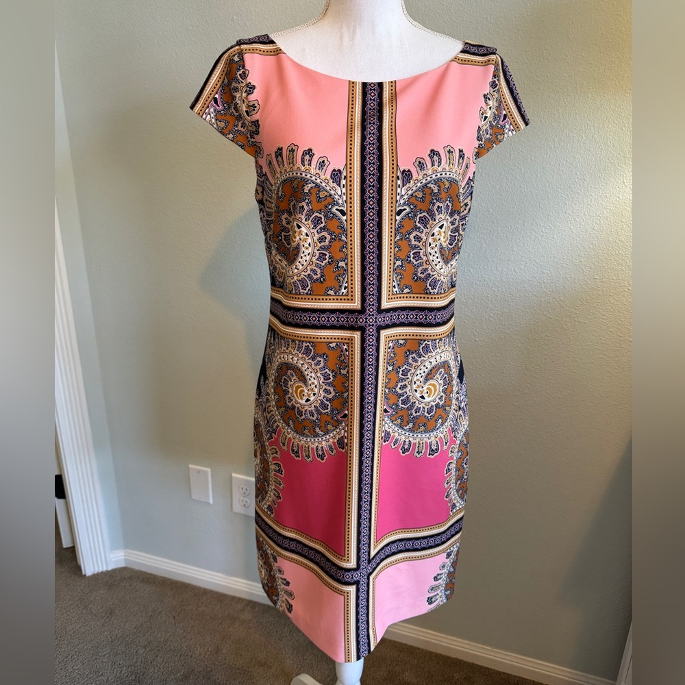 Vince Camuto Elegant Pink and Brown Paisley Short Sleeve Dress Size 10